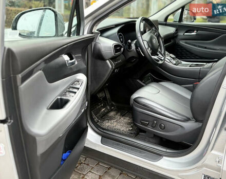 Серый Хендай Санта Фе, объемом двигателя 2.5 л и пробегом 63 тыс. км за 28900 $, фото 10 на Automoto.ua