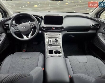 Серый Хендай Санта Фе, объемом двигателя 2.5 л и пробегом 68 тыс. км за 27800 $, фото 8 на Automoto.ua