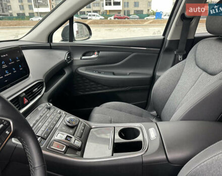 Серый Хендай Санта Фе, объемом двигателя 2.5 л и пробегом 17 тыс. км за 31500 $, фото 4 на Automoto.ua