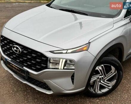 Серый Хендай Санта Фе, объемом двигателя 2.5 л и пробегом 68 тыс. км за 27800 $, фото 5 на Automoto.ua