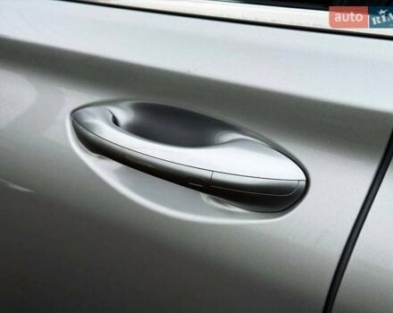 Серый Хендай Санта Фе, объемом двигателя 2.5 л и пробегом 68 тыс. км за 27800 $, фото 17 на Automoto.ua