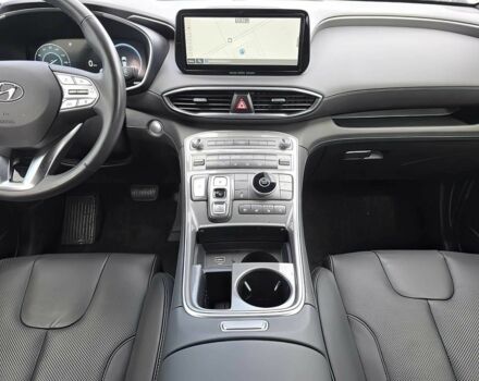 Серый Хендай Санта Фе, объемом двигателя 2.5 л и пробегом 19 тыс. км за 9200 $, фото 6 на Automoto.ua