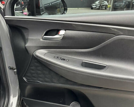 Серый Хендай Санта Фе, объемом двигателя 2.5 л и пробегом 15 тыс. км за 33999 $, фото 20 на Automoto.ua