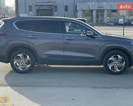 Серый Хендай Санта Фе, объемом двигателя 2.5 л и пробегом 30 тыс. км за 25000 $, фото 3 на Automoto.ua