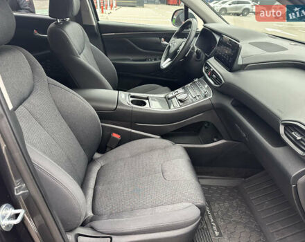 Серый Хендай Санта Фе, объемом двигателя 2.5 л и пробегом 17 тыс. км за 31500 $, фото 16 на Automoto.ua