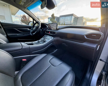 Серый Хендай Санта Фе, объемом двигателя 1.6 л и пробегом 51 тыс. км за 37900 $, фото 17 на Automoto.ua