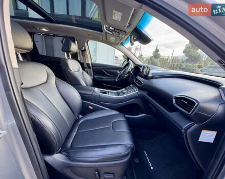 Серый Хендай Санта Фе, объемом двигателя 1.6 л и пробегом 51 тыс. км за 37900 $, фото 15 на Automoto.ua