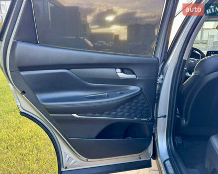 Серый Хендай Санта Фе, объемом двигателя 1.6 л и пробегом 51 тыс. км за 37900 $, фото 29 на Automoto.ua