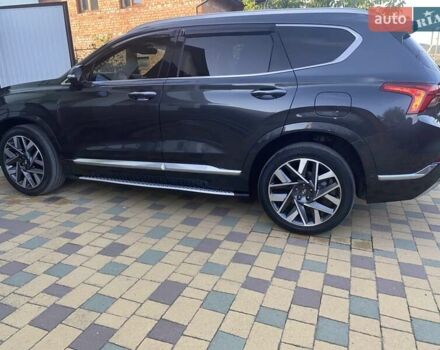 Серый Хендай Санта Фе, объемом двигателя 2.5 л и пробегом 22 тыс. км за 42000 $, фото 4 на Automoto.ua