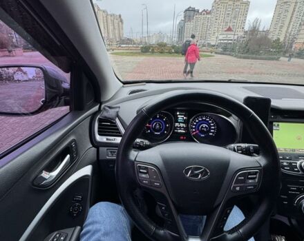 Серый Хендай Санта Фе, объемом двигателя 2.2 л и пробегом 158 тыс. км за 17000 $, фото 10 на Automoto.ua