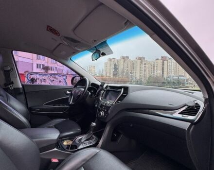 Серый Хендай Санта Фе, объемом двигателя 2.2 л и пробегом 158 тыс. км за 17000 $, фото 18 на Automoto.ua