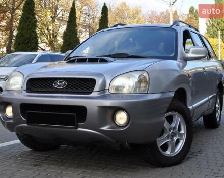 Сірий Хендай Санта Фе, об'ємом двигуна 2 л та пробігом 238 тис. км за 5800 $, фото 1 на Automoto.ua