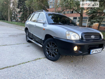 Хендай Санта Фе 2002 в Запорожье на Automoto.ua Серый Хендай Санта Фе, объемом двигателя 2.4 л и пробегом 310 тыс. км за 5300 $, фото 1 на Automoto.ua
