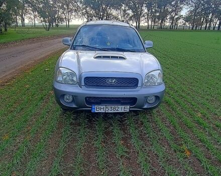 Серый Хендай Санта Фе, объемом двигателя 2 л и пробегом 262 тыс. км за 5200 $, фото 1 на Automoto.ua