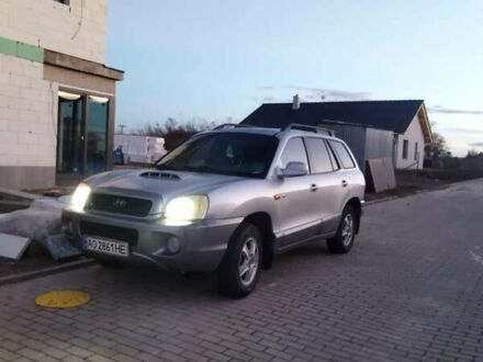 Хендай Санта Фе 2002 в Хусте на Automoto.ua Серый Хендай Санта Фе, объемом двигателя 1.99 л и пробегом 252 тыс. км за 4800 $, фото 1 на Automoto.ua