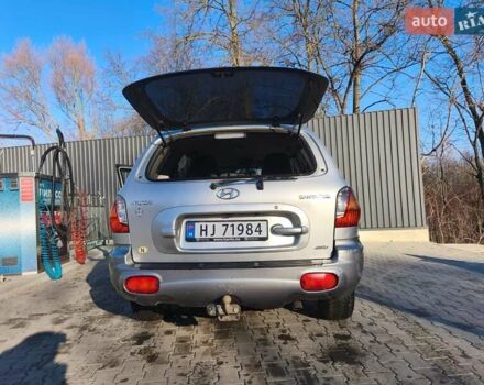 Серый Хендай Санта Фе, объемом двигателя 0 л и пробегом 325 тыс. км за 3500 $, фото 1 на Automoto.ua