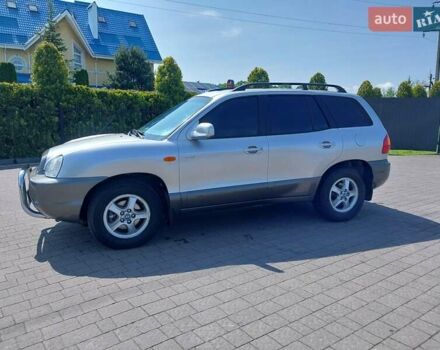 Сірий Хендай Санта Фе, об'ємом двигуна 2 л та пробігом 290 тис. км за 5950 $, фото 1 на Automoto.ua