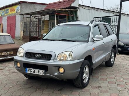Сірий Хендай Санта Фе, об'ємом двигуна 2 л та пробігом 300 тис. км за 3199 $, фото 1 на Automoto.ua