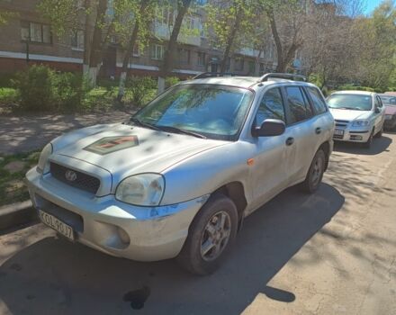 Сірий Хендай Санта Фе, об'ємом двигуна 2 л та пробігом 300 тис. км за 3000 $, фото 1 на Automoto.ua