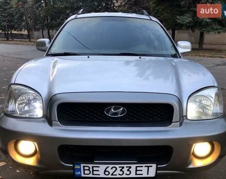 Серый Хендай Санта Фе, объемом двигателя 2 л и пробегом 278 тыс. км за 6850 $, фото 1 на Automoto.ua