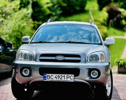 Хендай Санта Фе 2005 в Львове на Automoto.ua Серый Хендай Санта Фе, объемом двигателя 2.4 л и пробегом 262 тыс. км за 6900 $, фото 1 на Automoto.ua
