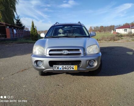 Сірий Хендай Санта Фе, об'ємом двигуна 2 л та пробігом 235 тис. км за 4099 $, фото 1 на Automoto.ua