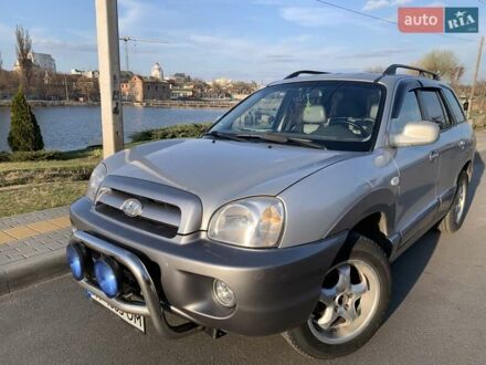 Хендай Санта Фе 2005 в Белой Церкве на Automoto.ua Серый Хендай Санта Фе, объемом двигателя 2.35 л и пробегом 222 тыс. км за 6200 $, фото 1 на Automoto.ua