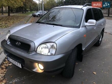 Хендай Санта Фе 2005 в Николаеве на Automoto.ua Серый Хендай Санта Фе, объемом двигателя 1.99 л и пробегом 278 тыс. км за 6850 $, фото 1 на Automoto.ua