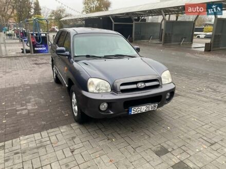 Сірий Хендай Санта Фе, об'ємом двигуна 2 л та пробігом 199 тис. км за 4200 $, фото 1 на Automoto.ua