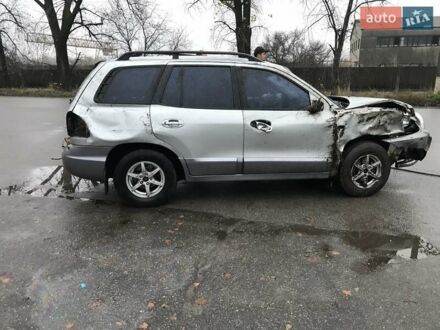 Серый Хендай Санта Фе, объемом двигателя 2 л и пробегом 170 тыс. км за 2500 $, фото 1 на Automoto.ua