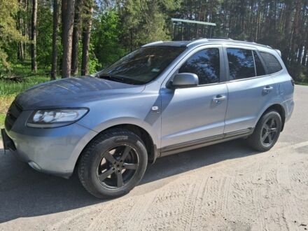 Хендай Санта Фе 2006 в Шостке на Automoto.ua Серый Хендай Санта Фе, объемом двигателя 2.7 л и пробегом 225 тыс. км за 4500 $, фото 1 на Automoto.ua