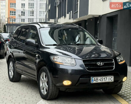 Сірий Хендай Санта Фе, об'ємом двигуна 2.19 л та пробігом 195 тис. км за 8600 $, фото 1 на Automoto.ua