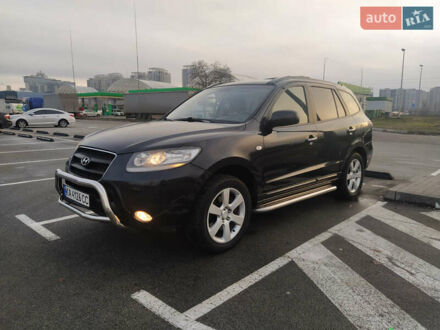 Серый Хендай Санта Фе, объемом двигателя 2.19 л и пробегом 246 тыс. км за 9999 $, фото 1 на Automoto.ua