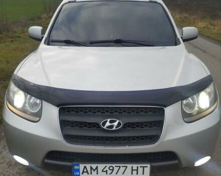 Серый Хендай Санта Фе, объемом двигателя 2.2 л и пробегом 297 тыс. км за 9299 $, фото 1 на Automoto.ua