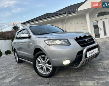 Серый Хендай Санта Фе, объемом двигателя 2.7 л и пробегом 167 тыс. км за 7850 $, фото 1 на Automoto.ua