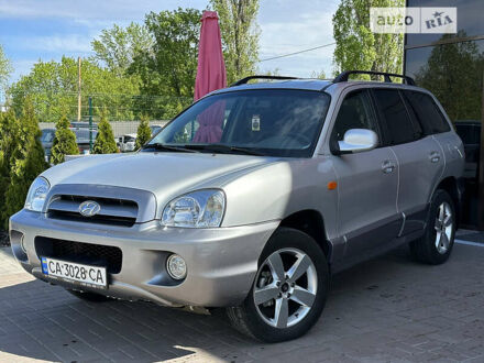 Хендай Санта Фе 2006 в Черкассах на Automoto.ua Серый Хендай Санта Фе, объемом двигателя 2 л и пробегом 166 тыс. км за 7500 $, фото 1 на Automoto.ua