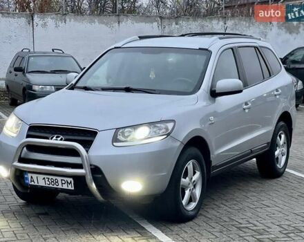 Серый Хендай Санта Фе, объемом двигателя 2.19 л и пробегом 290 тыс. км за 8600 $, фото 1 на Automoto.ua