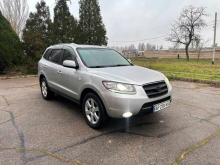 Серый Хендай Санта Фе, объемом двигателя 2.2 л и пробегом 217 тыс. км за 10000 $, фото 1 на Automoto.ua