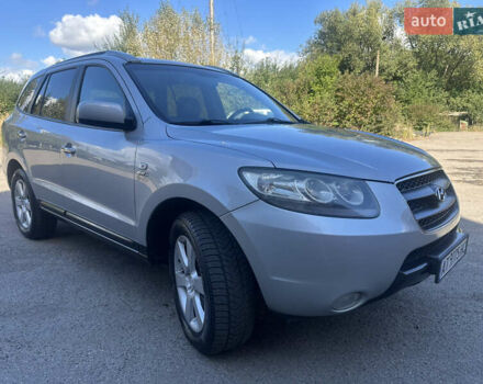 Сірий Хендай Санта Фе, об'ємом двигуна 2.19 л та пробігом 301 тис. км за 8500 $, фото 1 на Automoto.ua