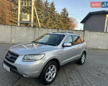 Сірий Хендай Санта Фе, об'ємом двигуна 2.2 л та пробігом 208 тис. км за 7200 $, фото 1 на Automoto.ua