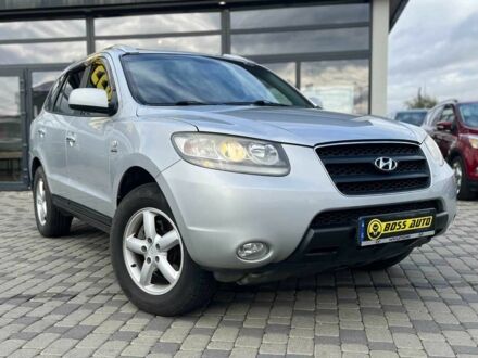 Серый Хендай Санта Фе, объемом двигателя 2.2 л и пробегом 254 тыс. км за 11300 $, фото 1 на Automoto.ua