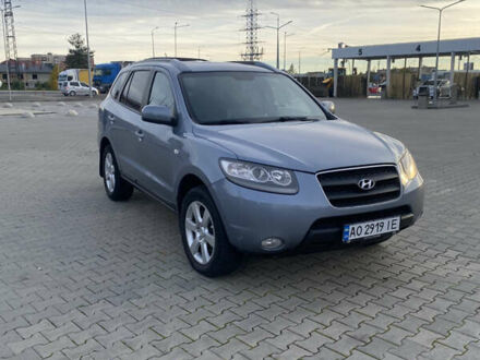 Серый Хендай Санта Фе, объемом двигателя 2.19 л и пробегом 334 тыс. км за 10000 $, фото 1 на Automoto.ua