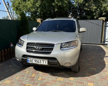 Сірий Хендай Санта Фе, об'ємом двигуна 2.7 л та пробігом 253 тис. км за 9000 $, фото 1 на Automoto.ua