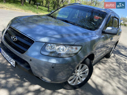 Хендай Санта Фе 2007 в Покровск (Красноармейск) на Automoto.ua Серый Хендай Санта Фе, объемом двигателя 2.66 л и пробегом 213 тыс. км за 8699 $, фото 1 на Automoto.ua