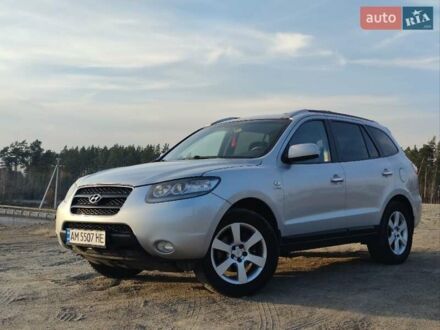 Хендай Санта Фе 2007 в Житомире на Automoto.ua Серый Хендай Санта Фе, объемом двигателя 2.19 л и пробегом 307 тыс. км за 9200 $, фото 1 на Automoto.ua