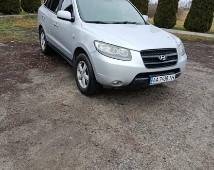 Сірий Хендай Санта Фе, об'ємом двигуна 2.66 л та пробігом 415 тис. км за 8400 $, фото 1 на Automoto.ua