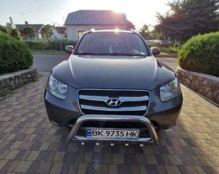 Сірий Хендай Санта Фе, об'ємом двигуна 2.2 л та пробігом 260 тис. км за 8800 $, фото 1 на Automoto.ua