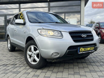 Серый Хендай Санта Фе, объемом двигателя 2.19 л и пробегом 254 тыс. км за 11300 $, фото 1 на Automoto.ua