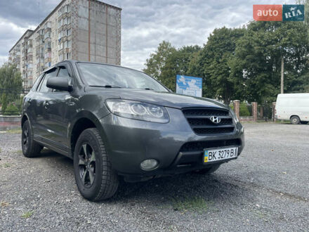 Сірий Хендай Санта Фе, об'ємом двигуна 2.7 л та пробігом 248 тис. км за 7500 $, фото 1 на Automoto.ua