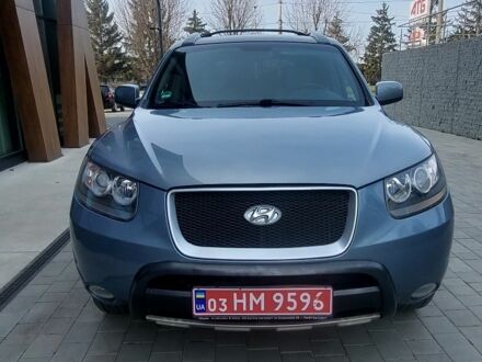 Серый Хендай Санта Фе, объемом двигателя 2 л и пробегом 232 тыс. км за 9500 $, фото 1 на Automoto.ua